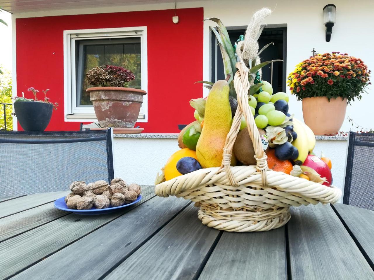 Ferienhaus Goermer Mit Wasserbett Schmölln Exteriér fotografie